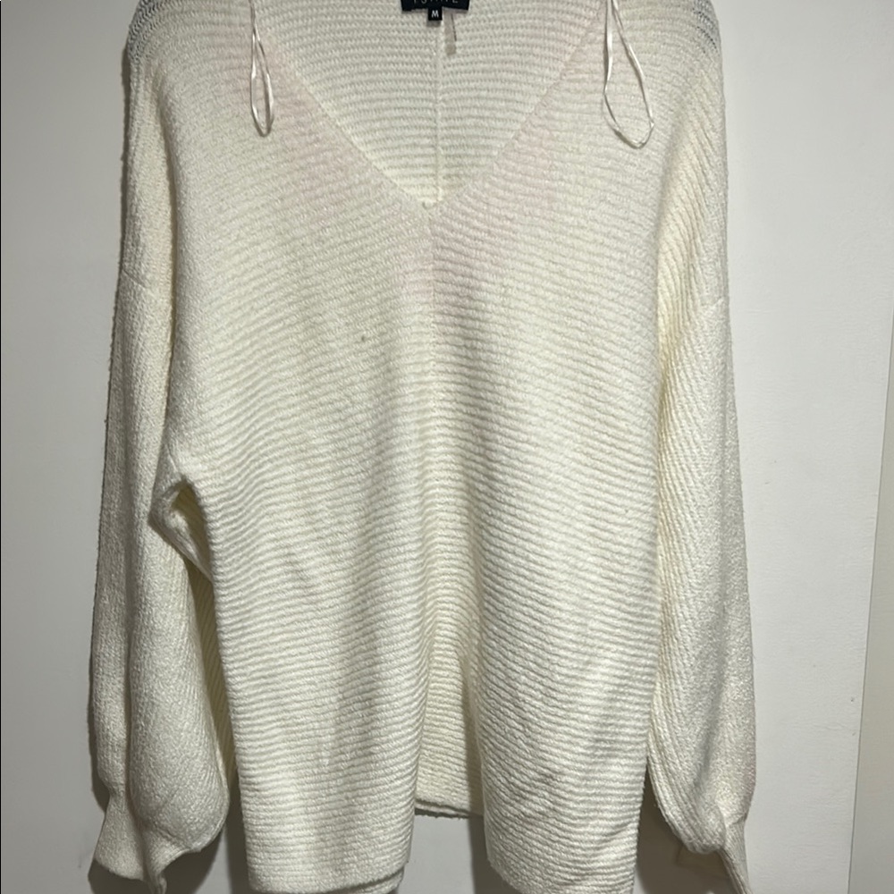 1.State Elegant White Women's Sweater NWOT